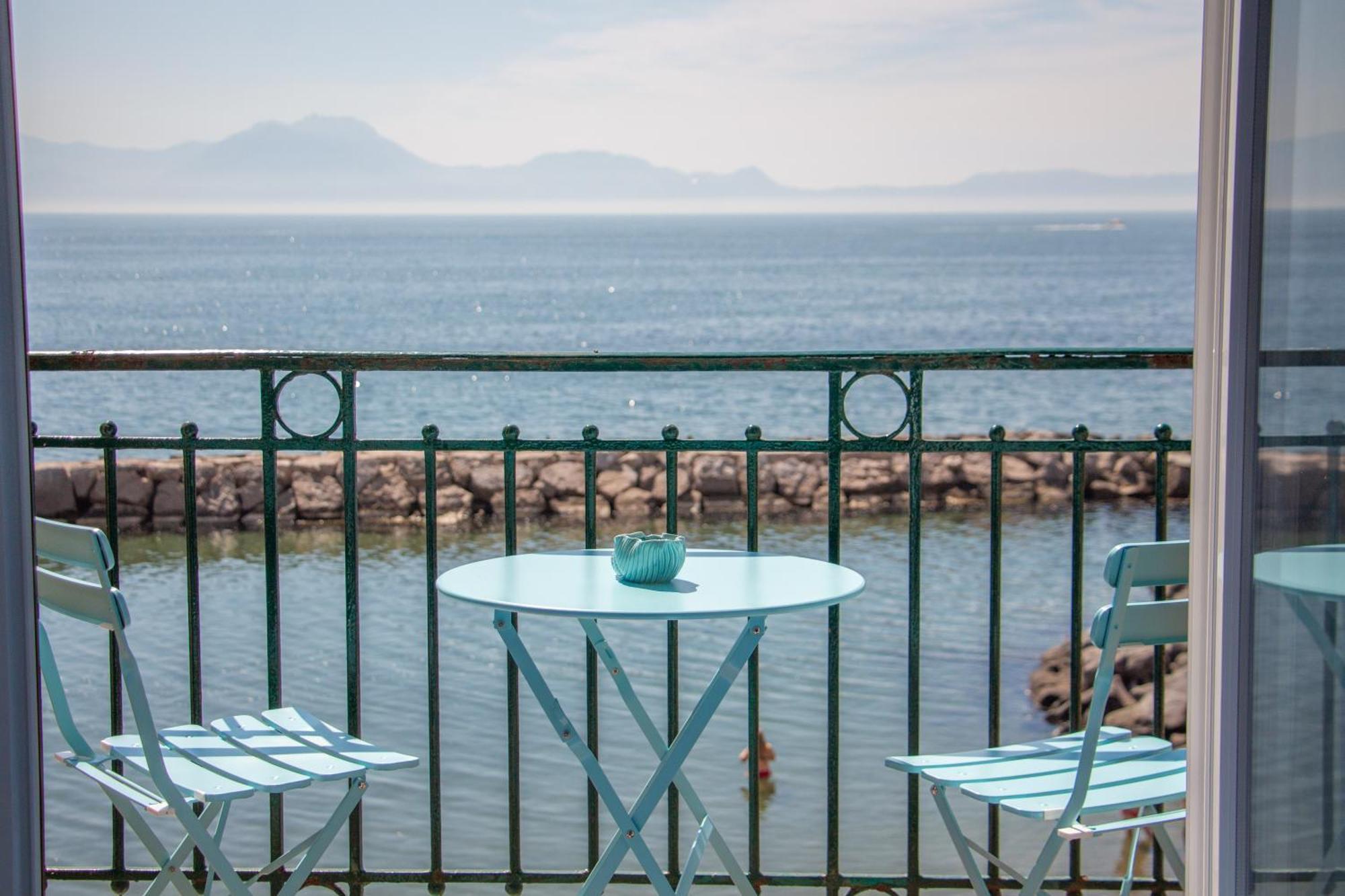 Wanderlust Aria Di Mare Apartment Napoli Ngoại thất bức ảnh