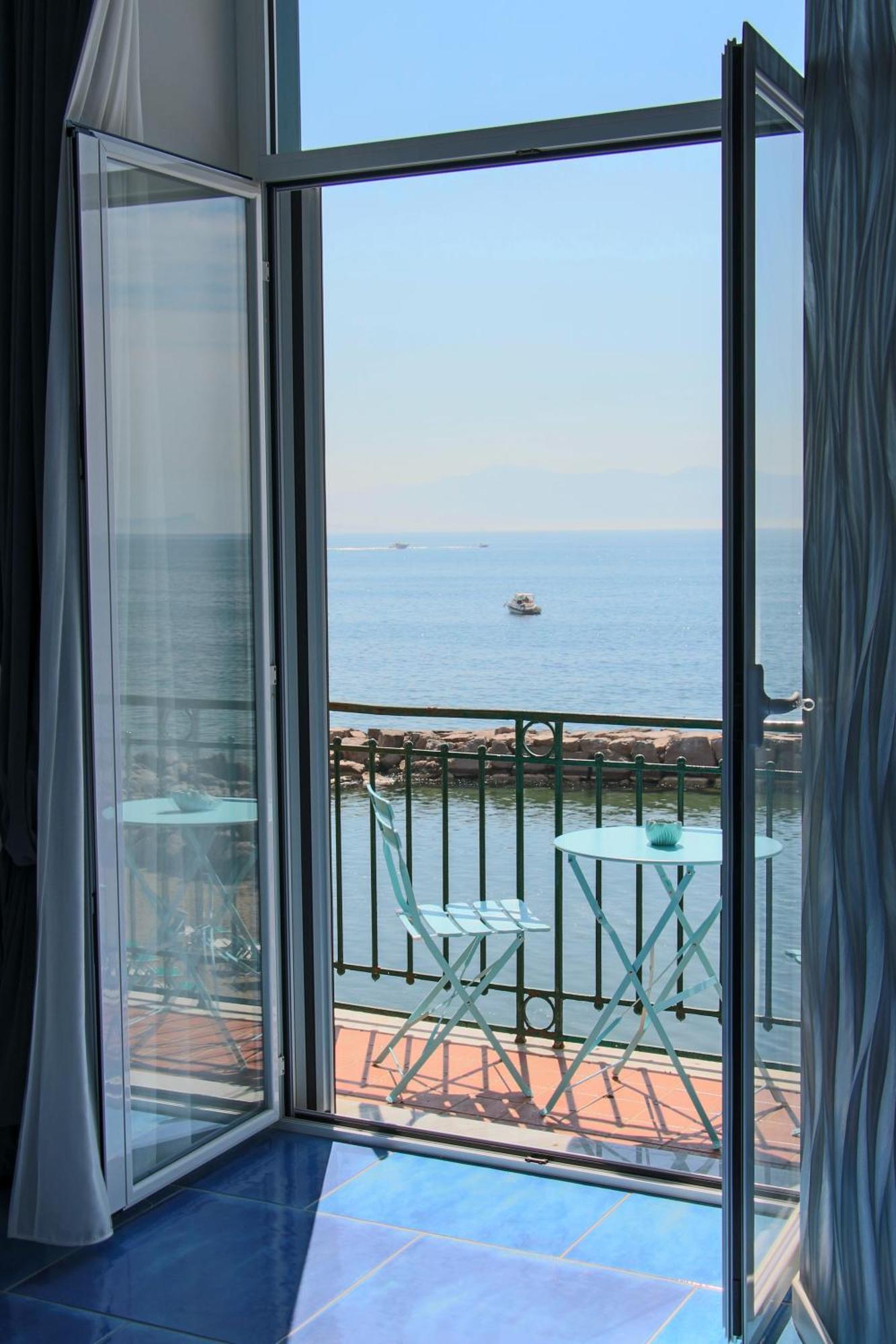 Wanderlust Aria Di Mare Apartment Napoli Ngoại thất bức ảnh